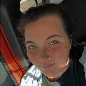 Meet your Posher, Joy